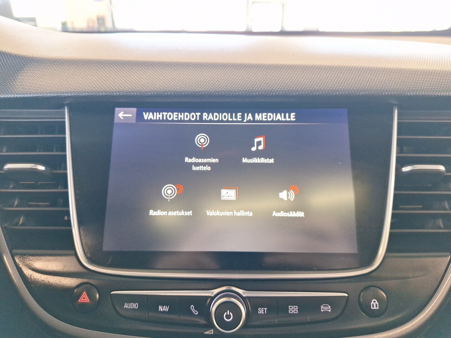 OPEL Crossland X 2018