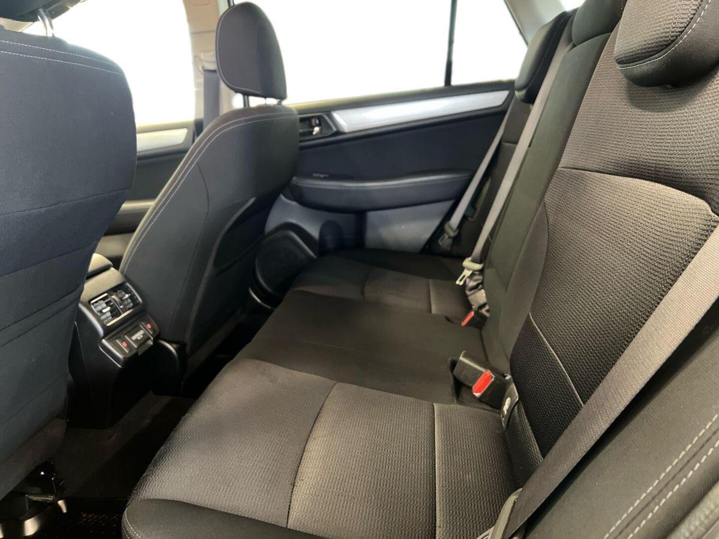 SUBARU Outback 2019
