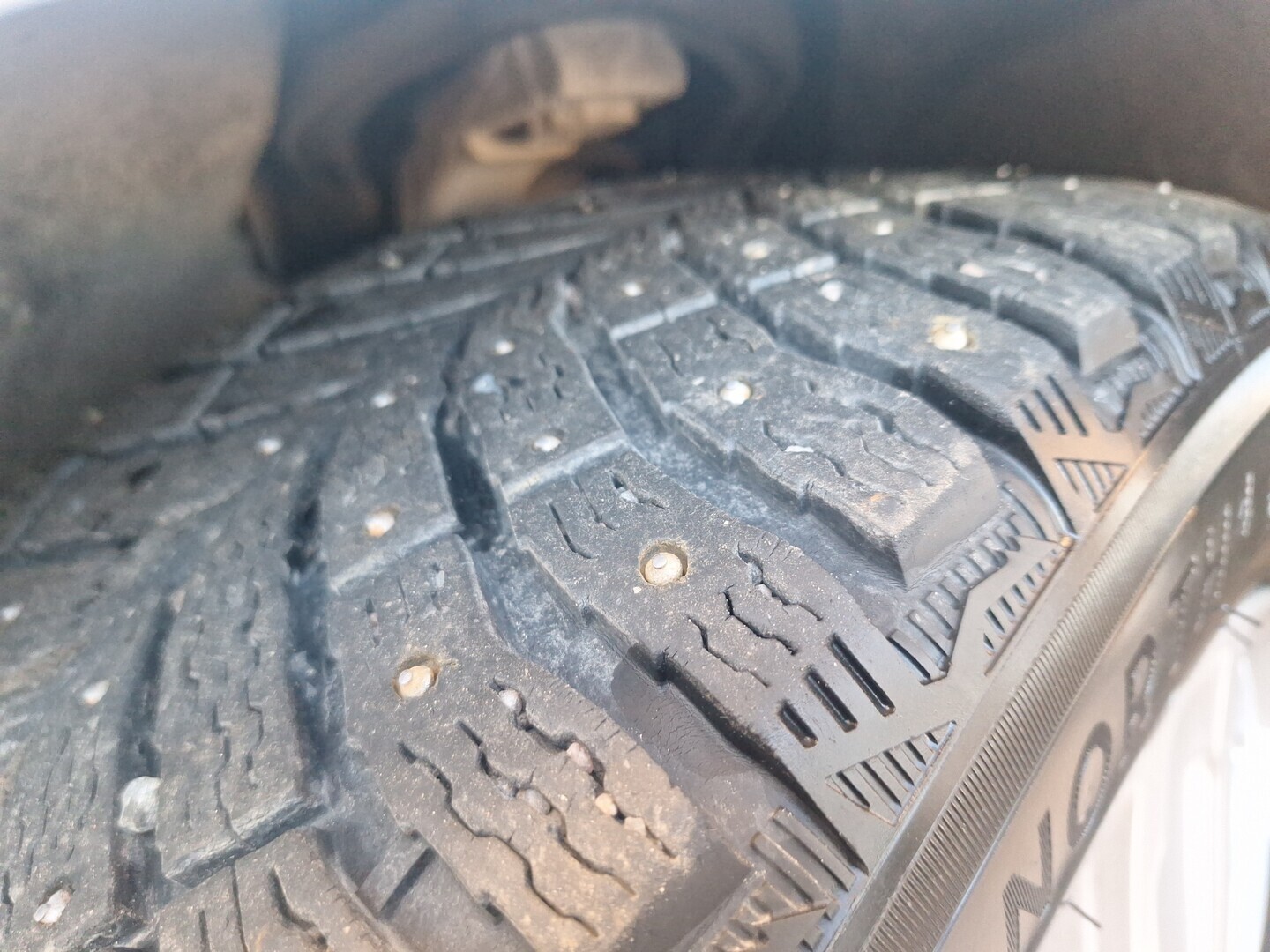 MERCEDES-BENZ E 2020