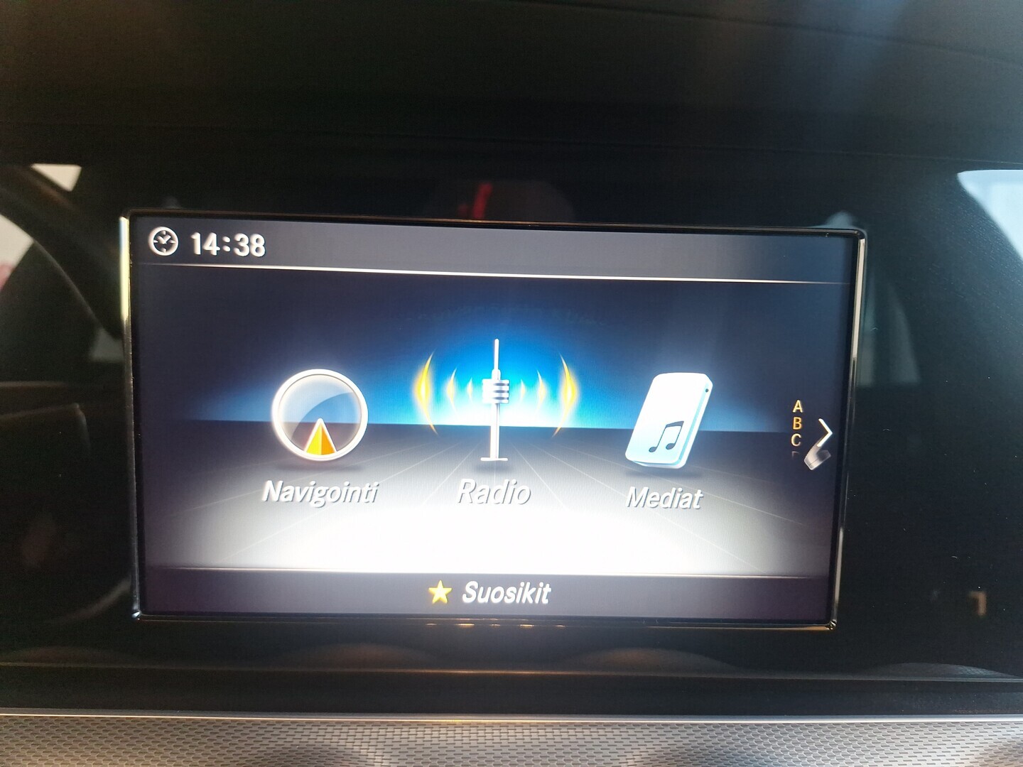 MERCEDES-BENZ E 2020