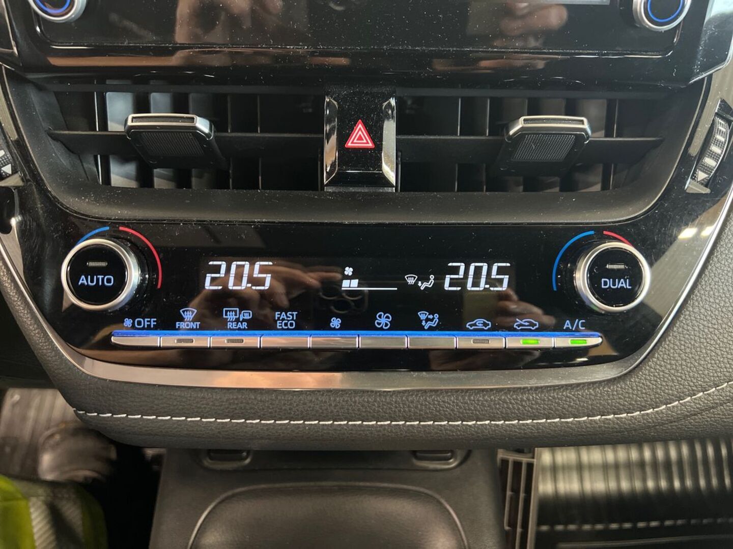 TOYOTA Corolla 22