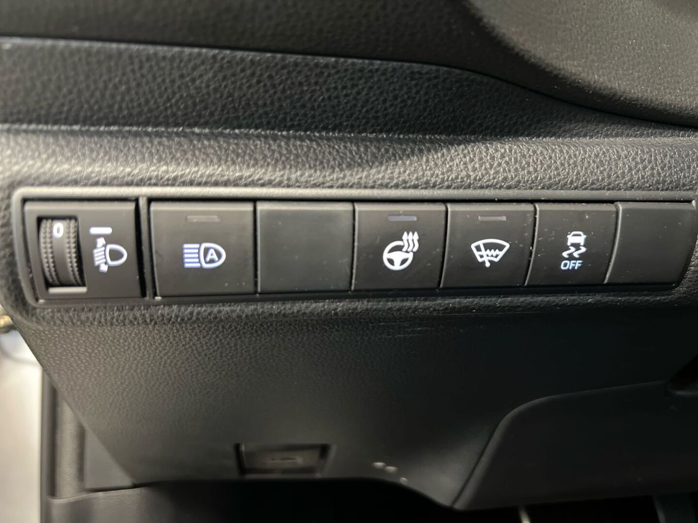 TOYOTA Corolla 26