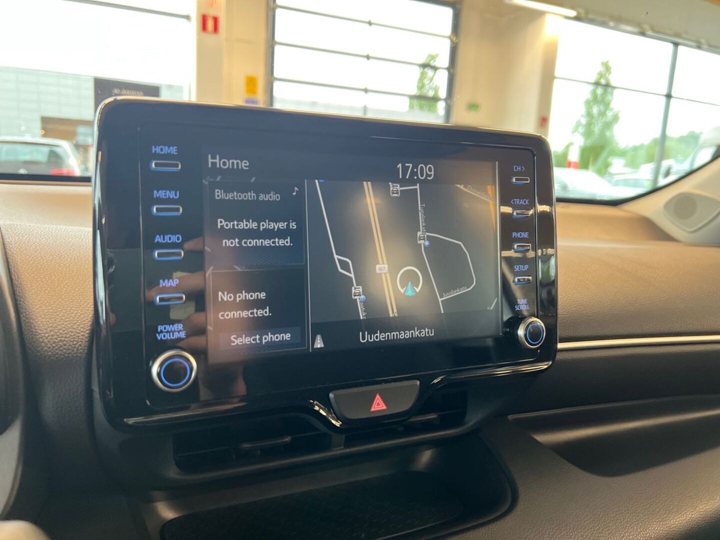 TOYOTA Yaris 2023