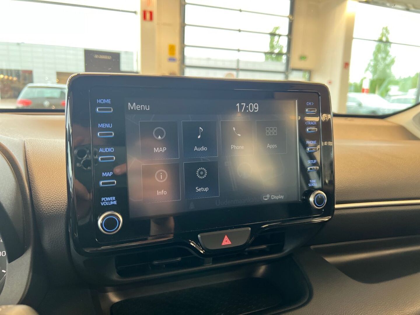 TOYOTA Yaris 2023