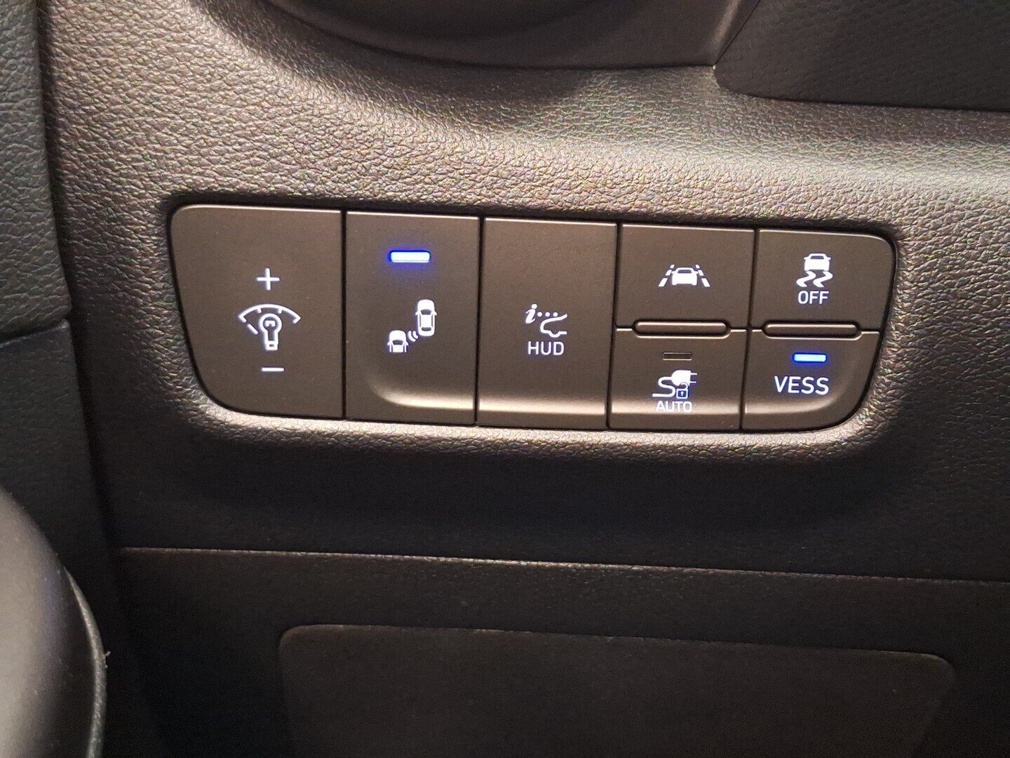 HYUNDAI KONA ELECTRIC 2019