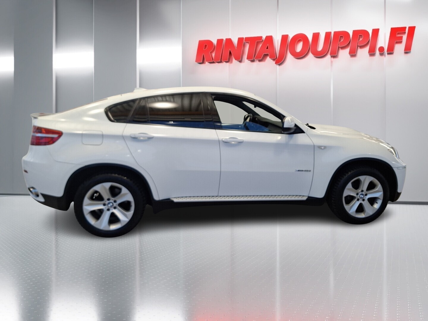 BMW X6 2013