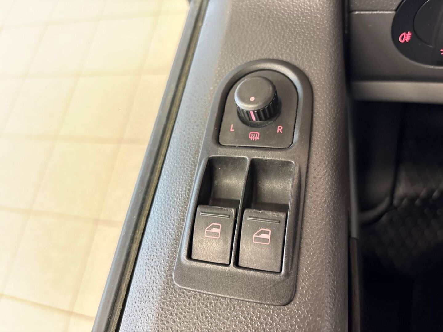 VOLKSWAGEN Transporter 2015