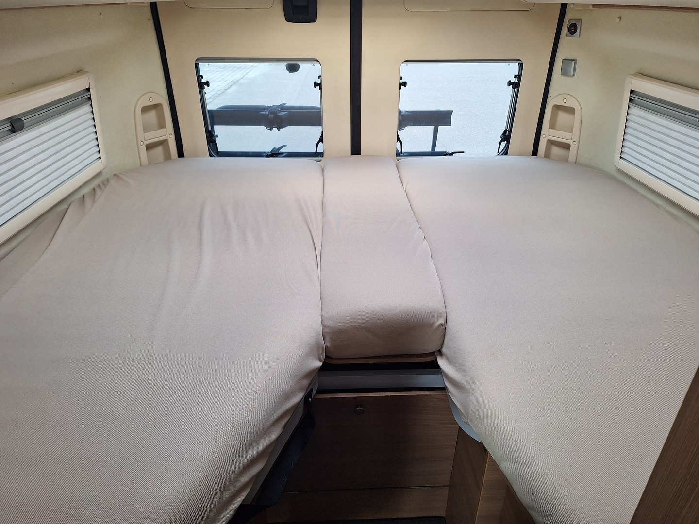 ADRIA Twin 640 SL 2018