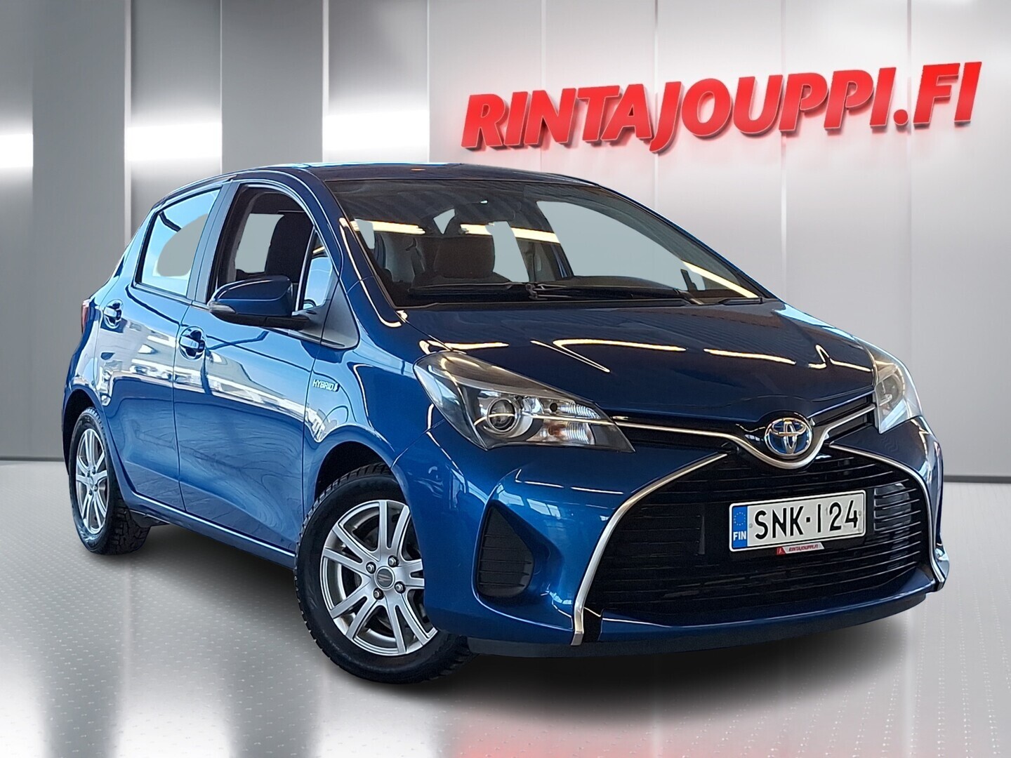 TOYOTA Yaris 2015