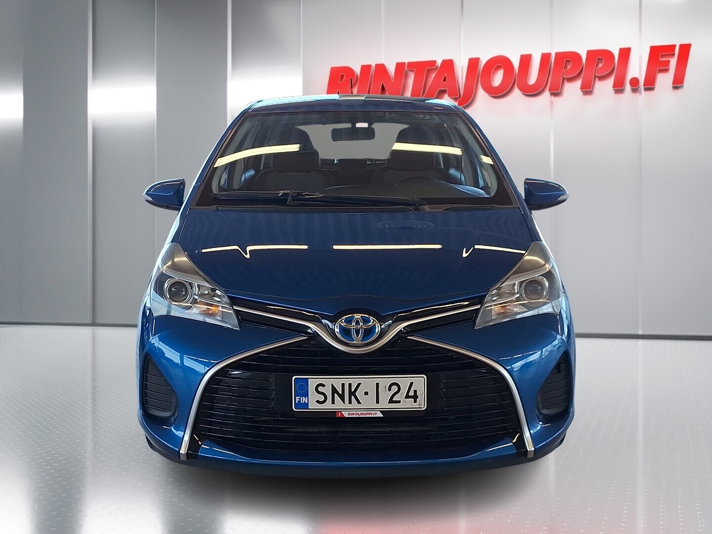 TOYOTA Yaris 2015