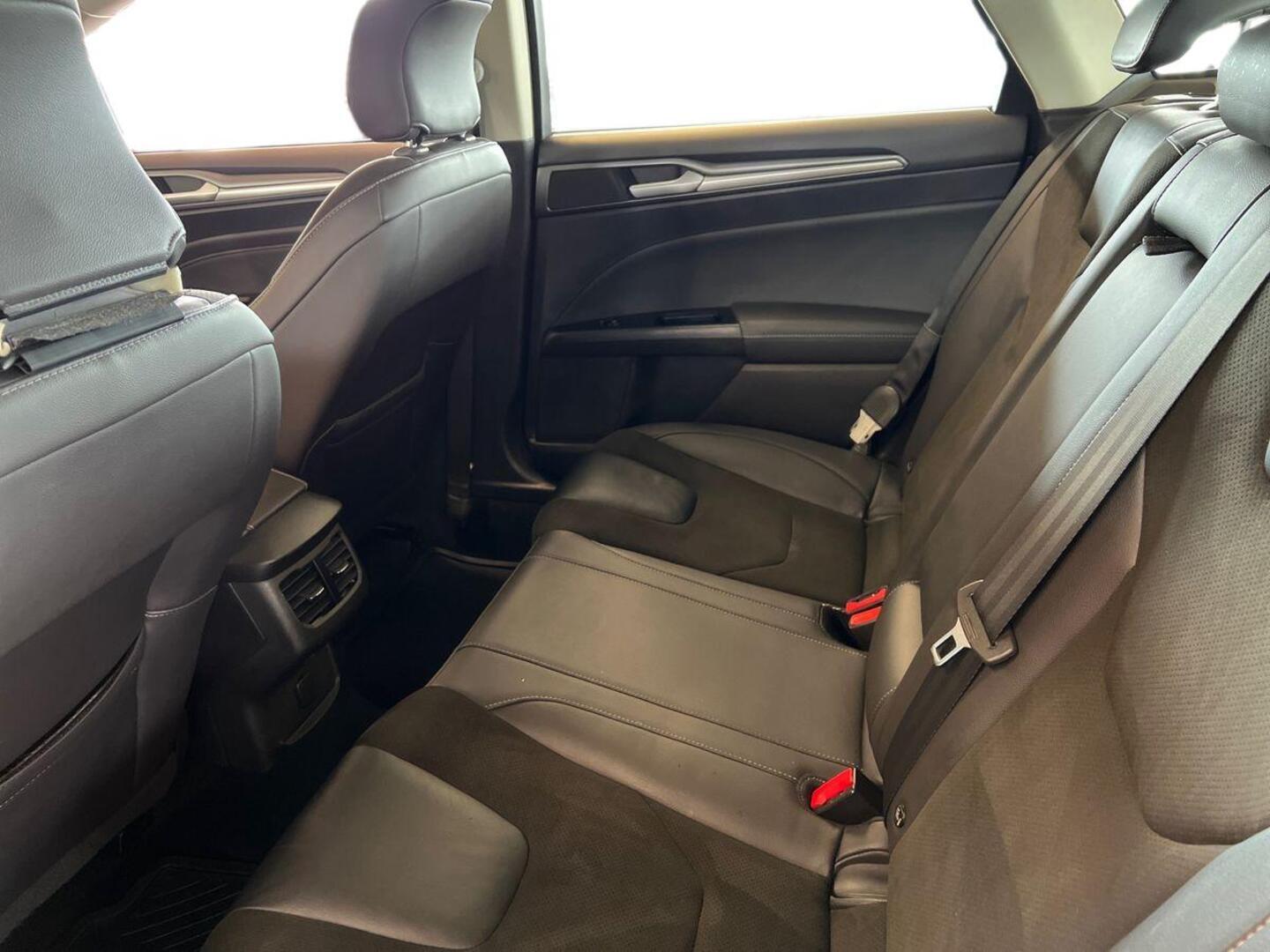 FORD Mondeo 2016