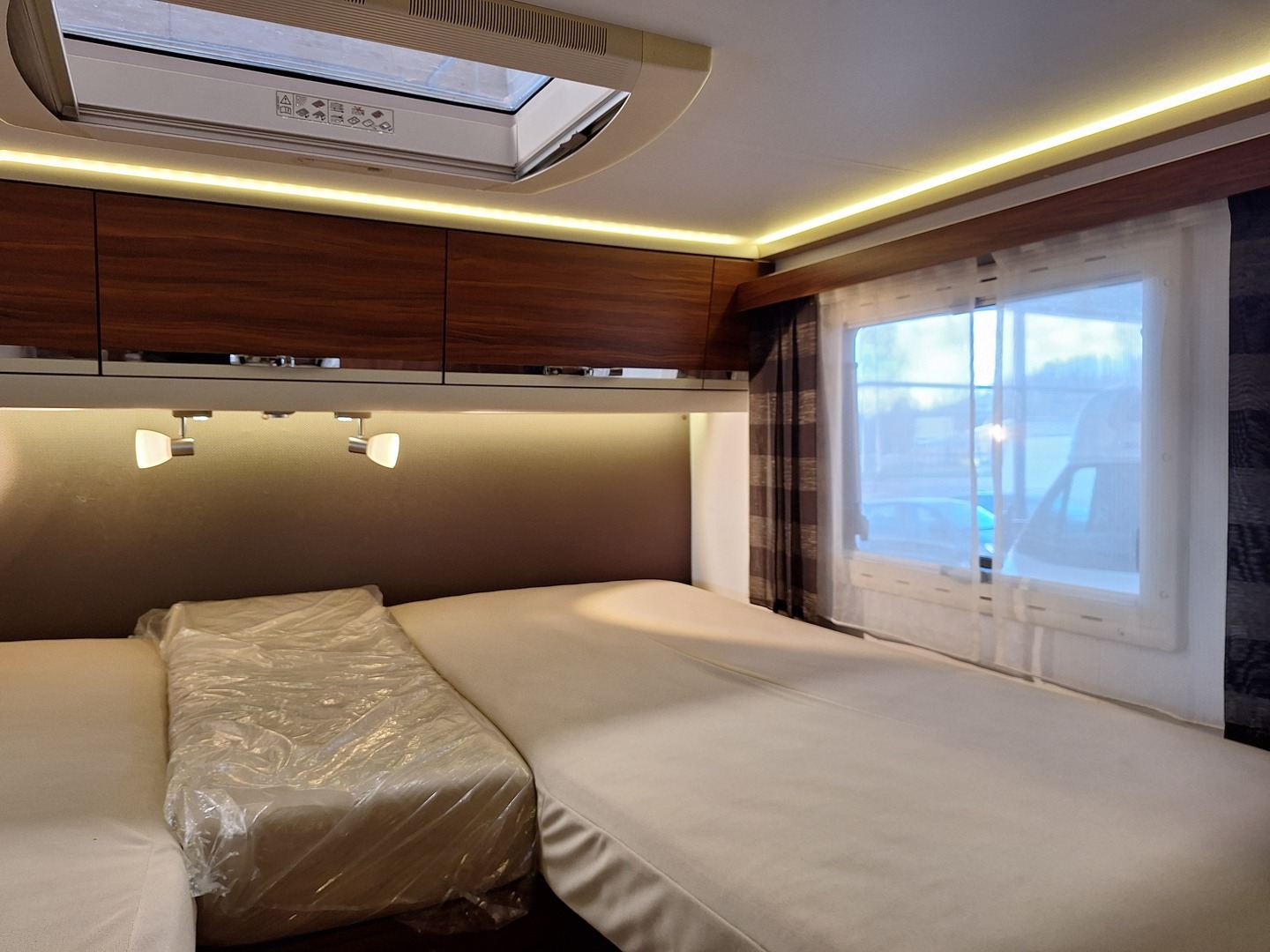 ADRIA Coral 670 SL Plus 2016