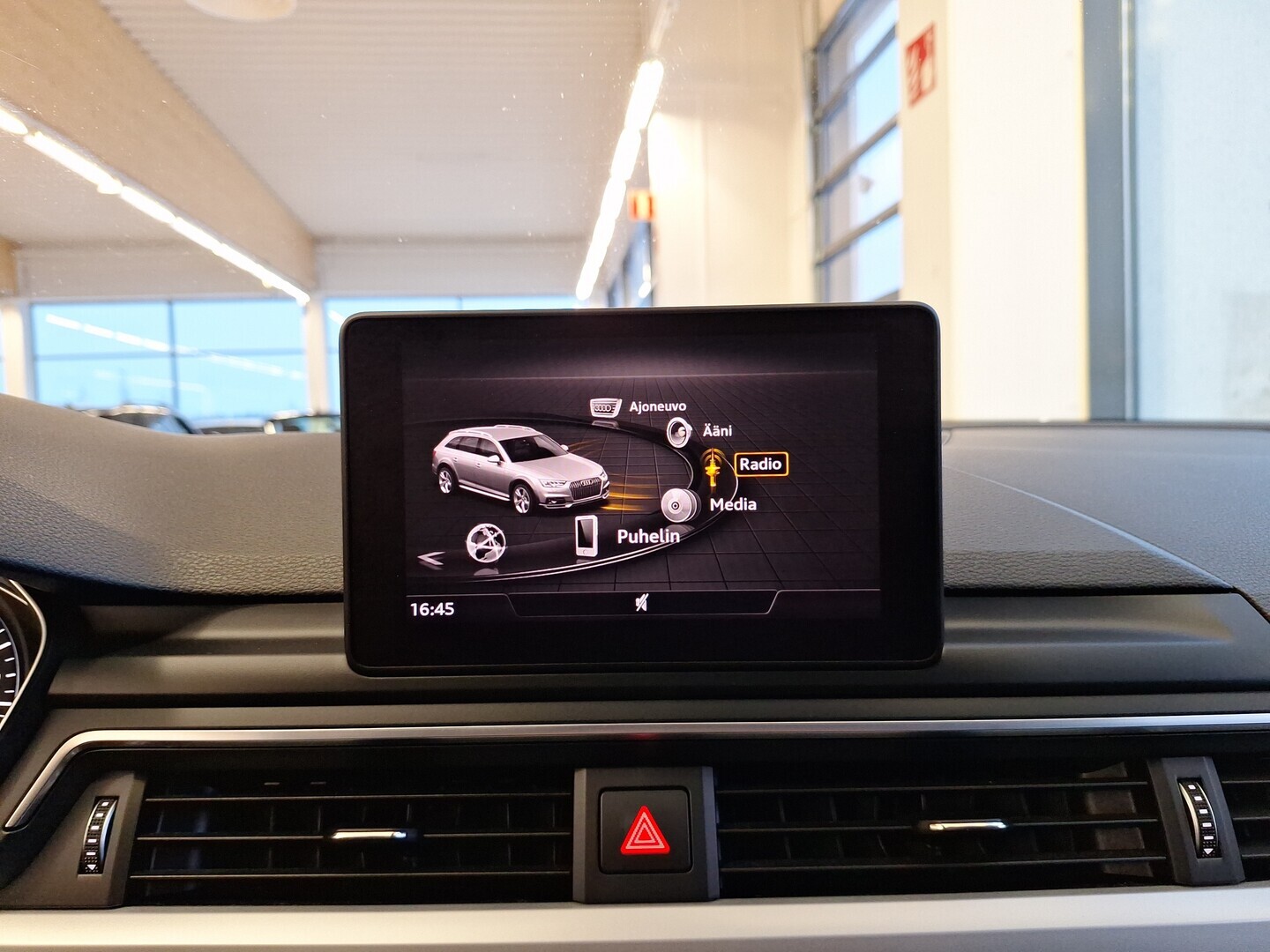 AUDI A4 allroad quattro 2018