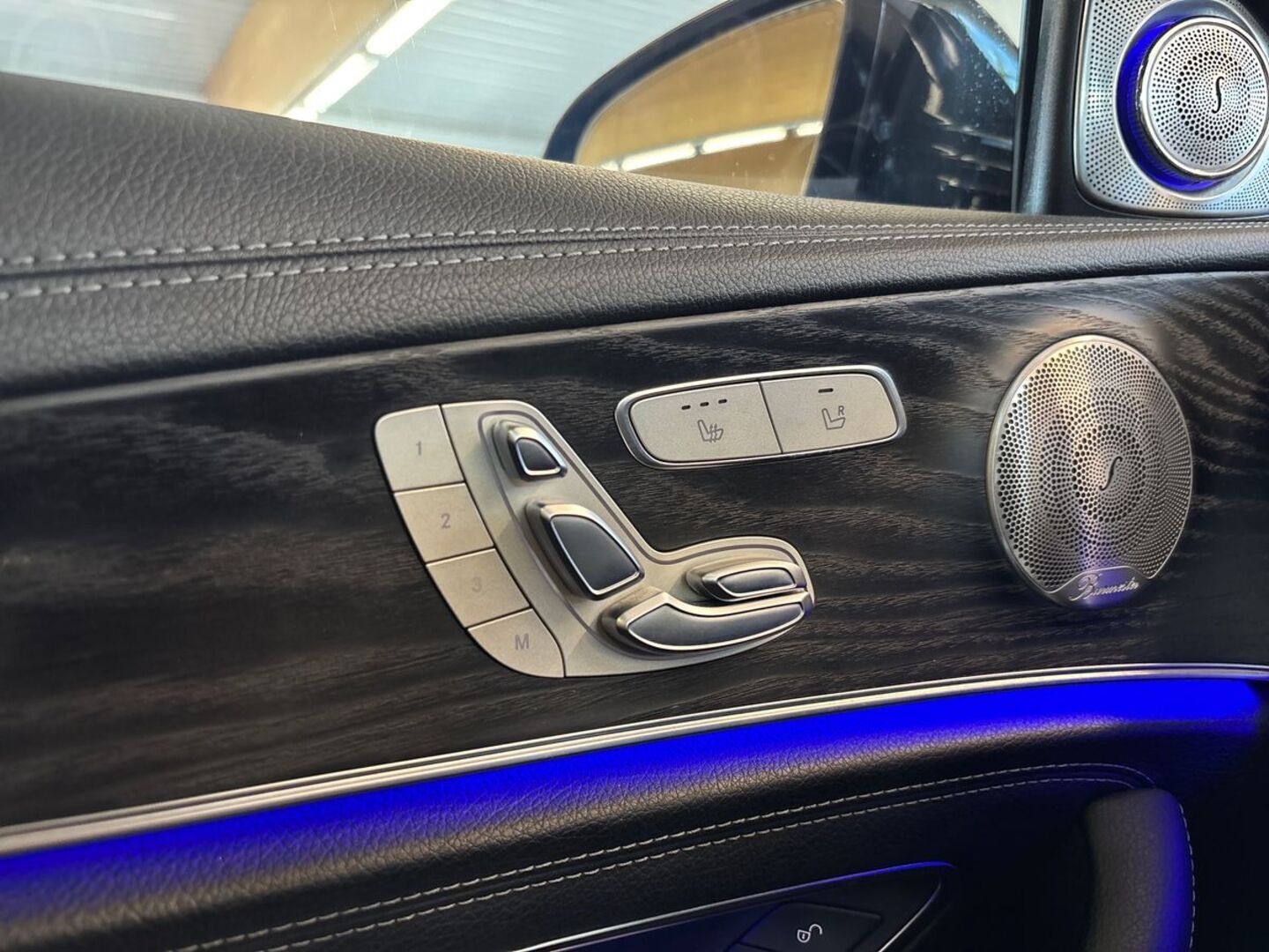 MERCEDES-BENZ E 2017