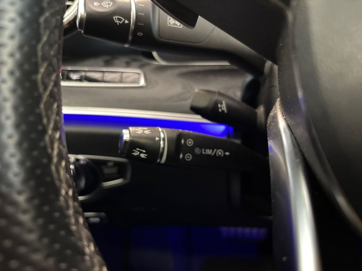 MERCEDES-BENZ E 2017