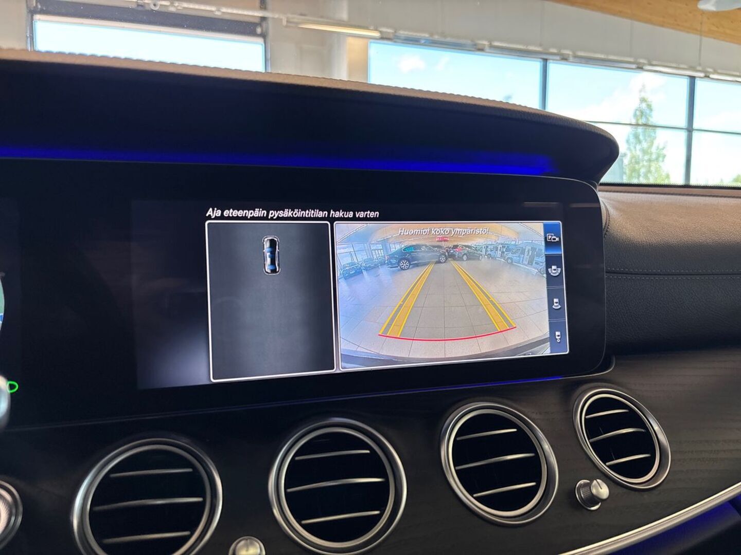 MERCEDES-BENZ E 2017