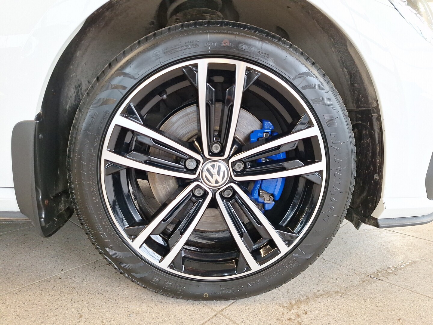 VOLKSWAGEN Golf 2020