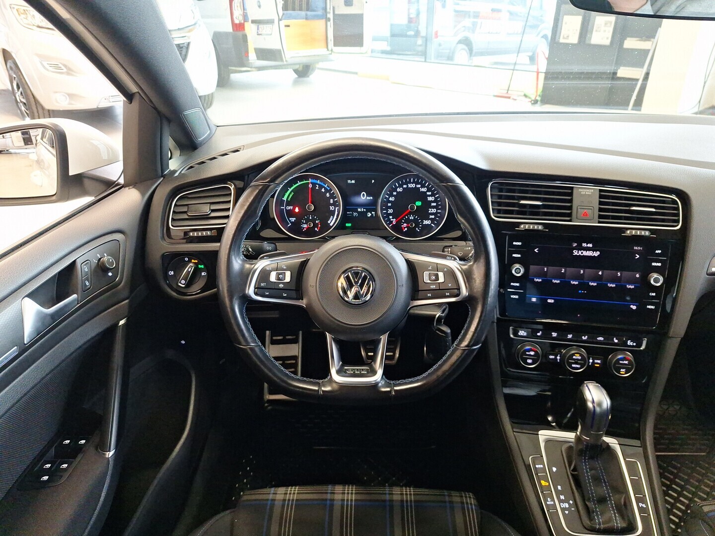VOLKSWAGEN Golf 2020