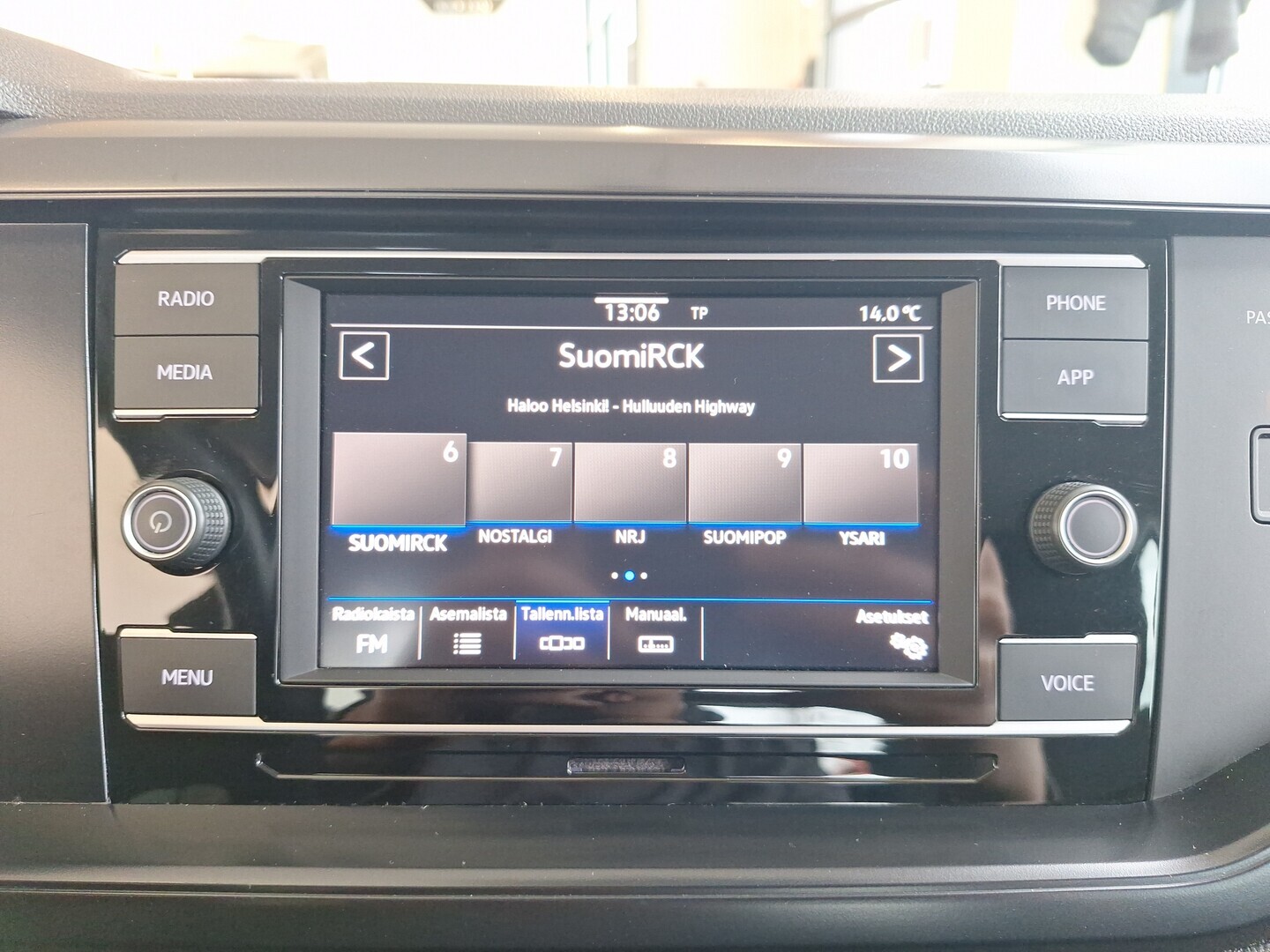 VOLKSWAGEN Polo 2020