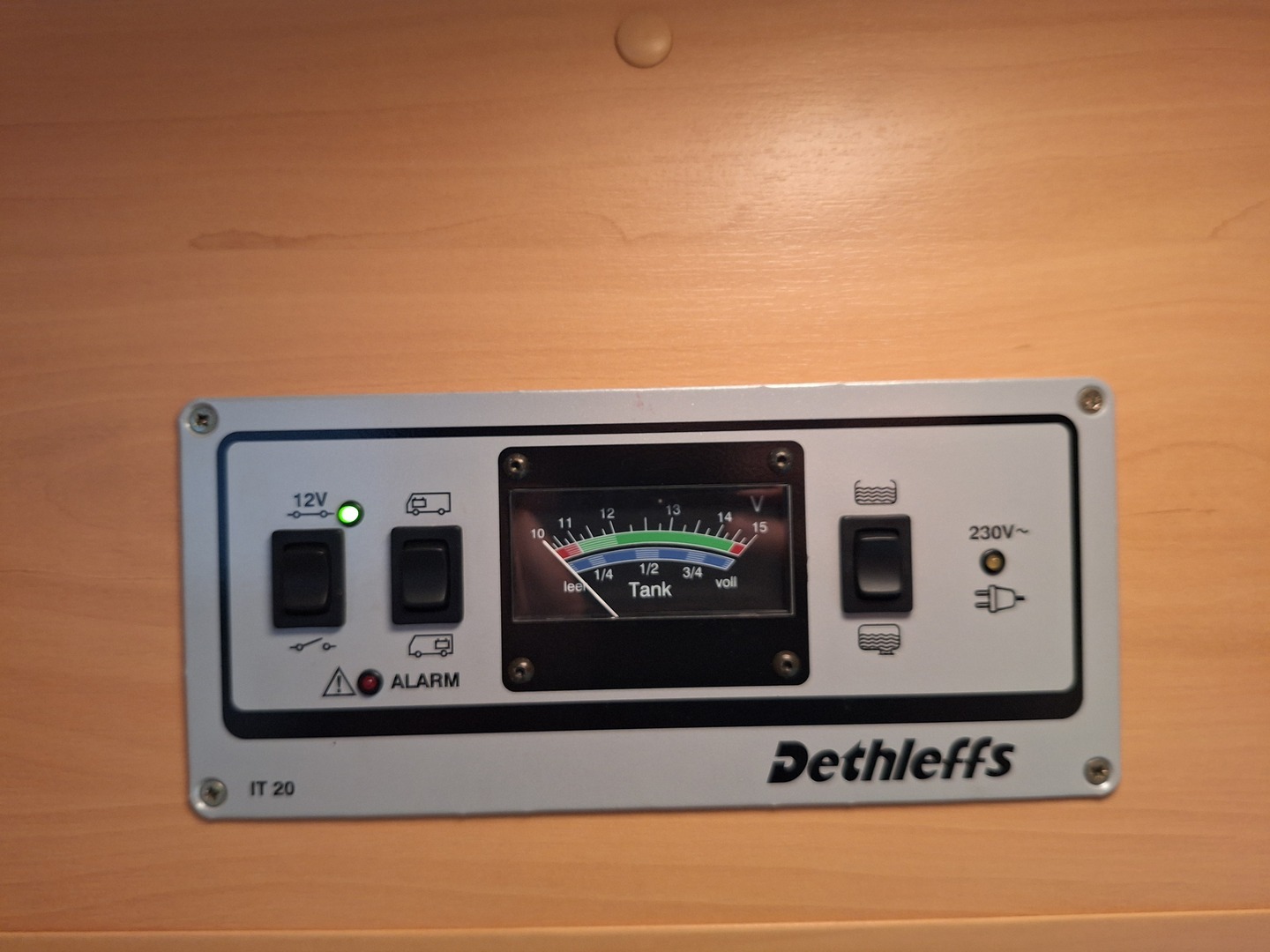 DETHLEFFS ADVANTAGE 2001