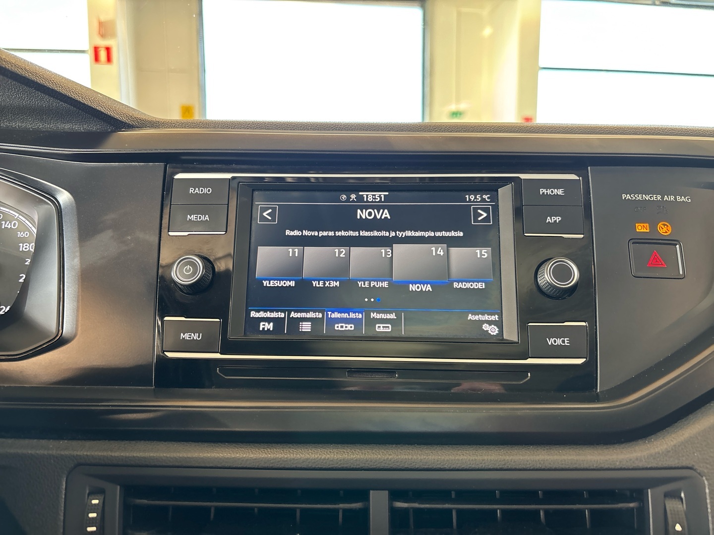 VOLKSWAGEN Polo 2021