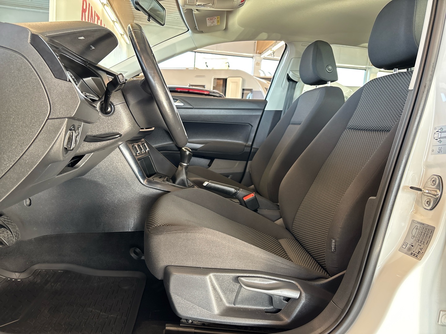 VOLKSWAGEN Polo 2021