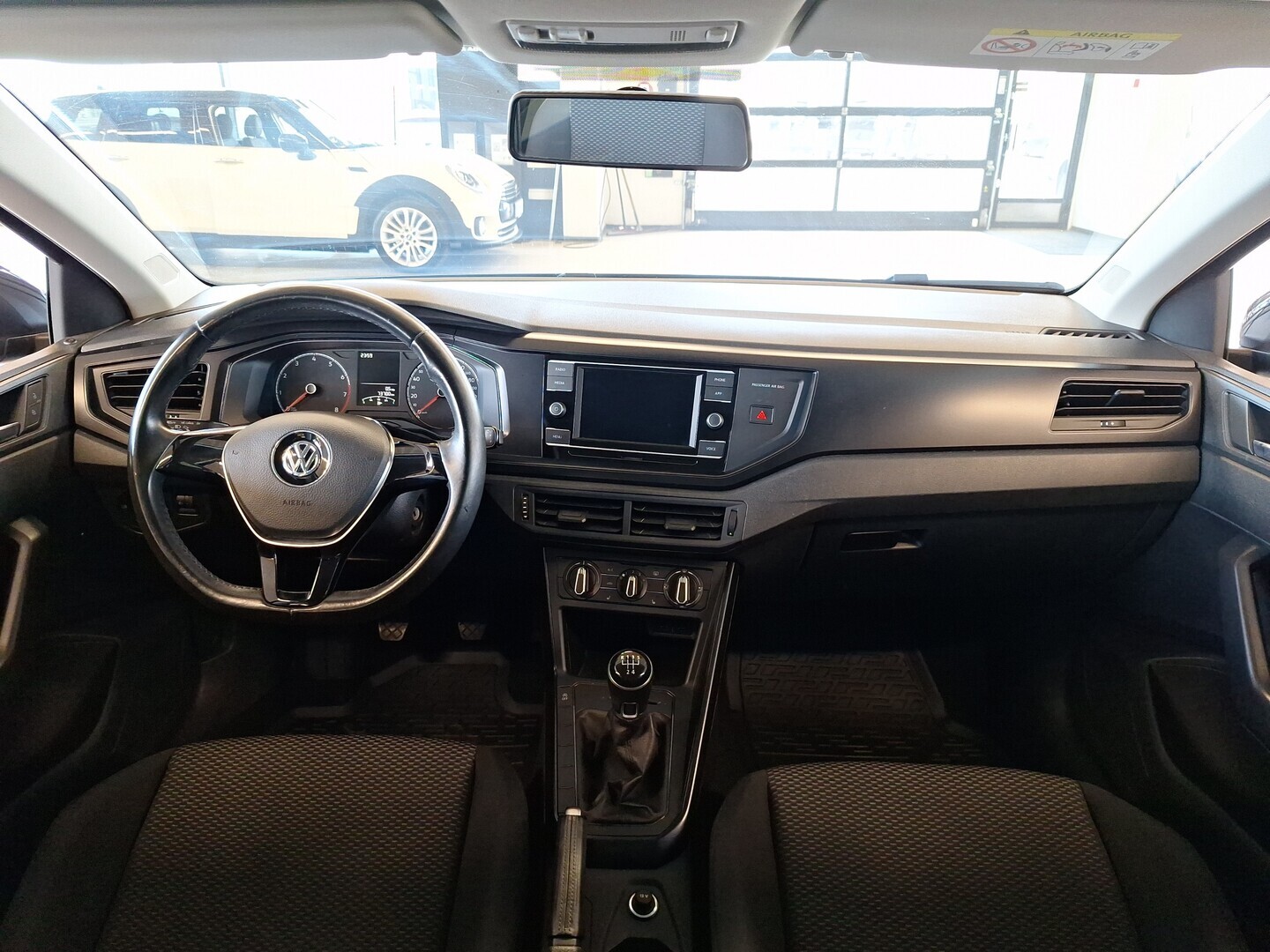 VOLKSWAGEN Polo 2020