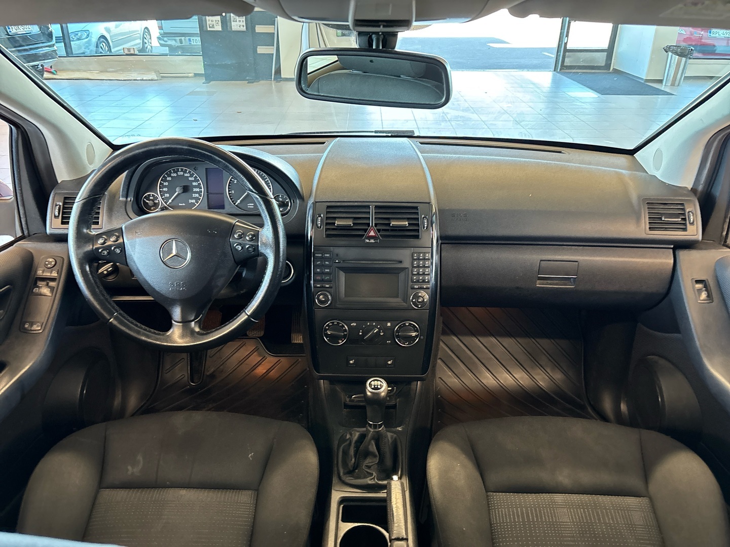 MERCEDES-BENZ A 2009