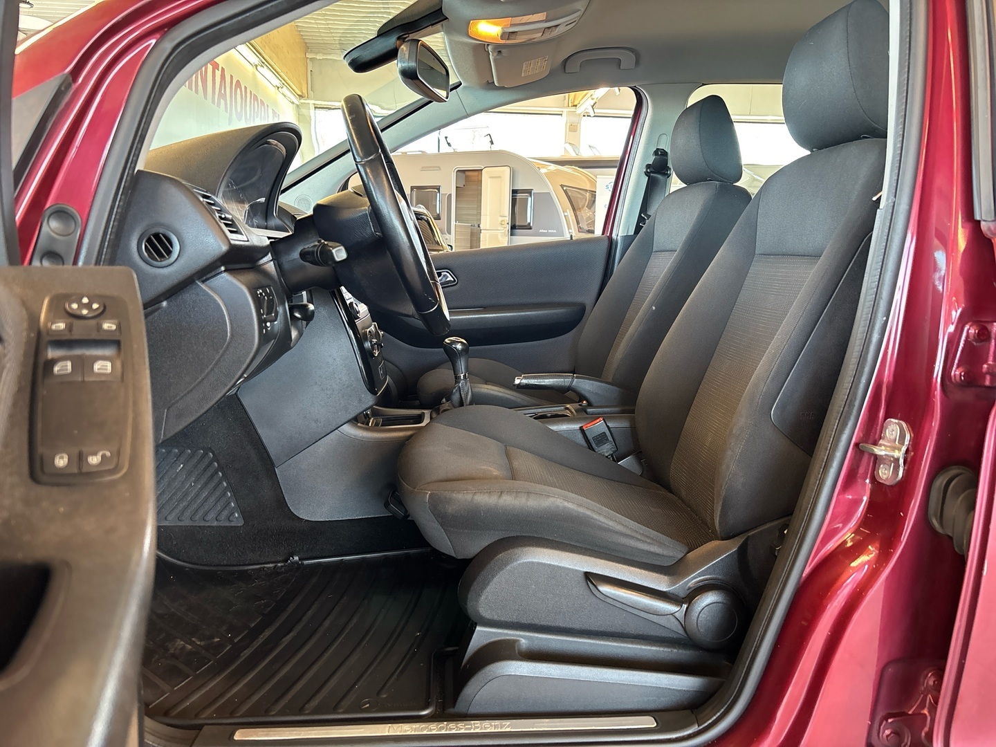 MERCEDES-BENZ A 2009