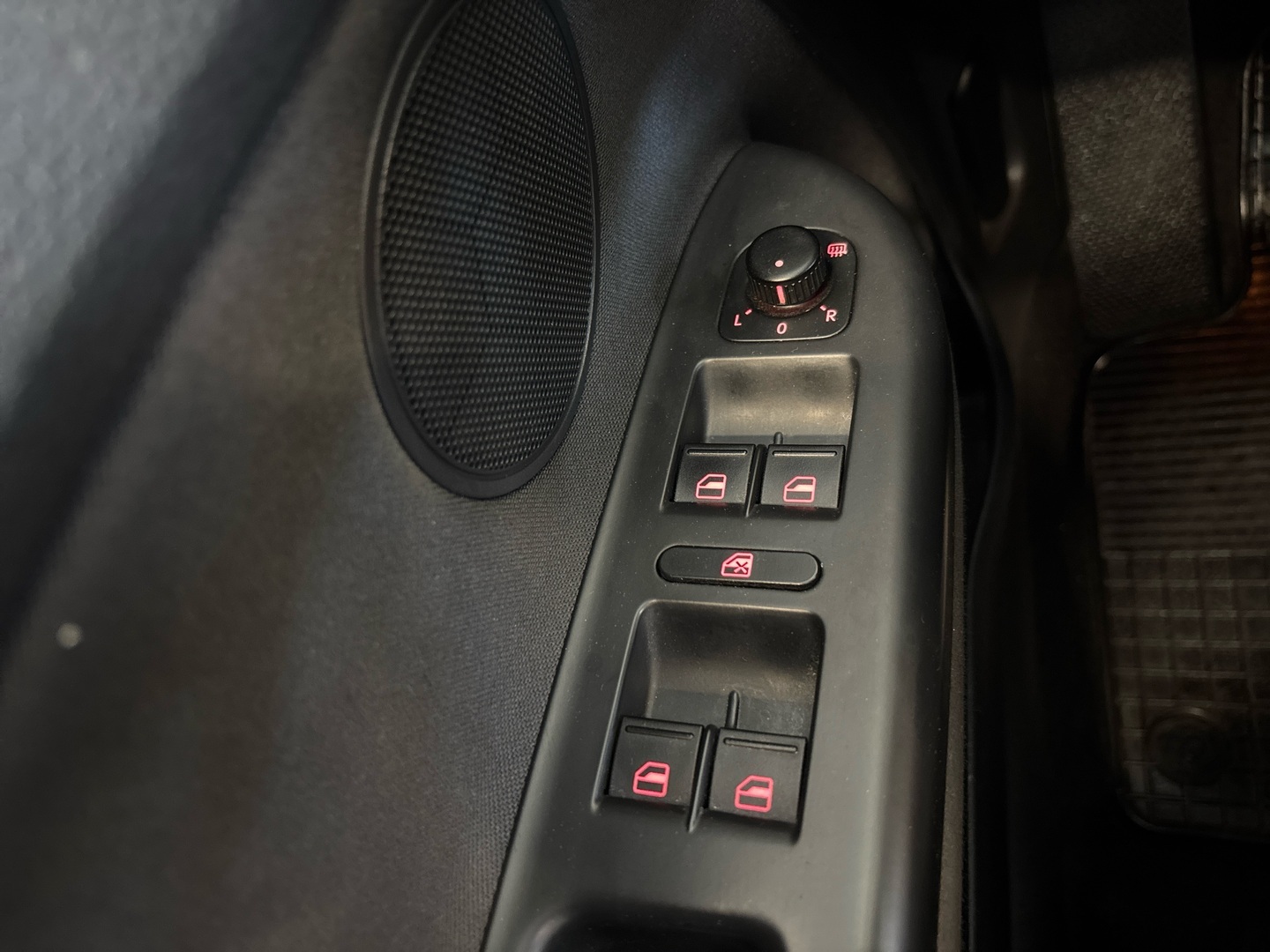 VOLKSWAGEN Golf Plus 2013