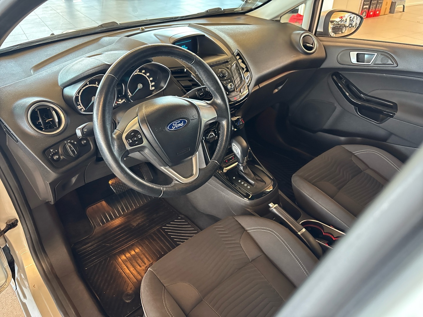 FORD Fiesta 2013