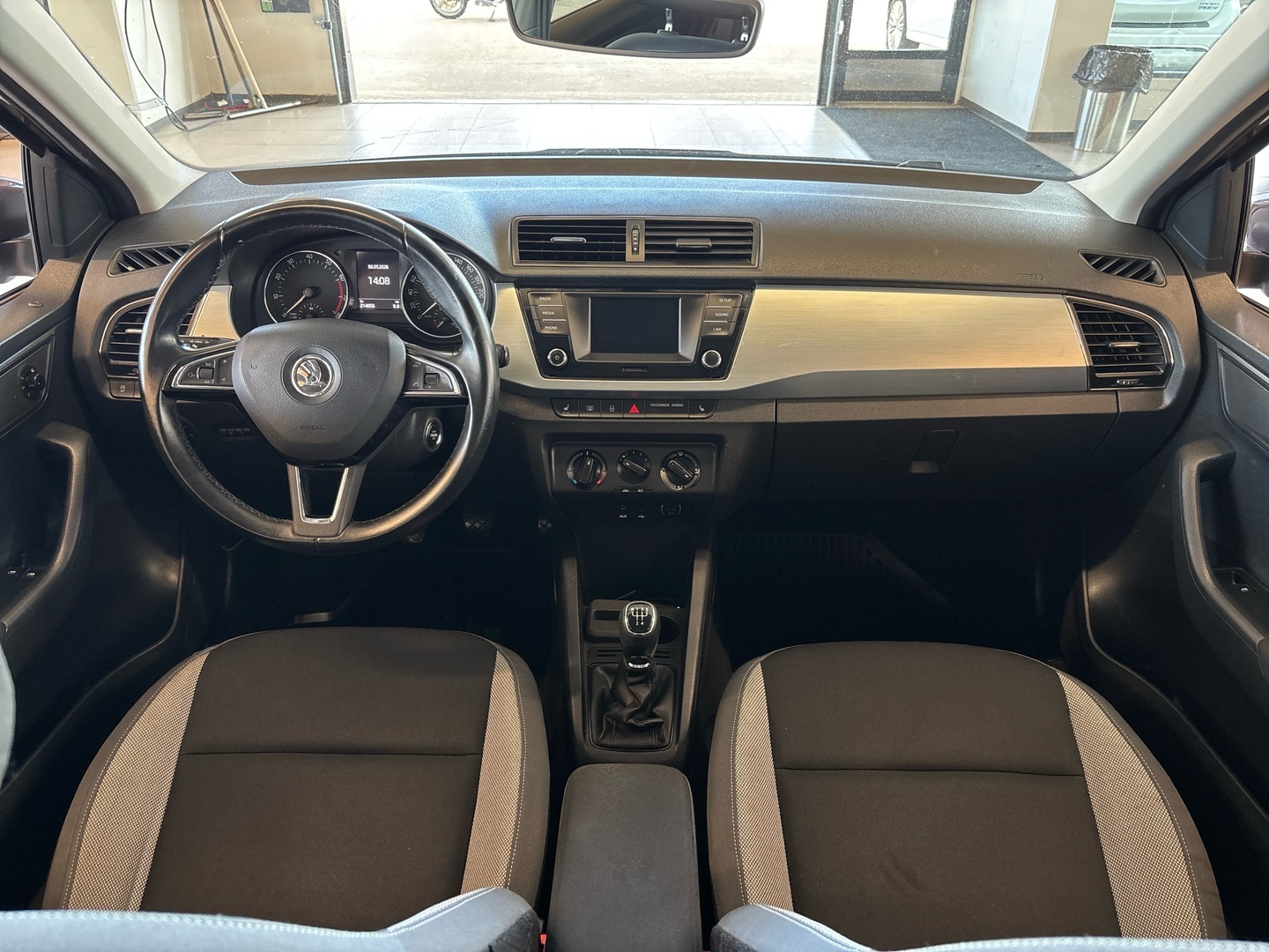 SKODA Fabia 2015
