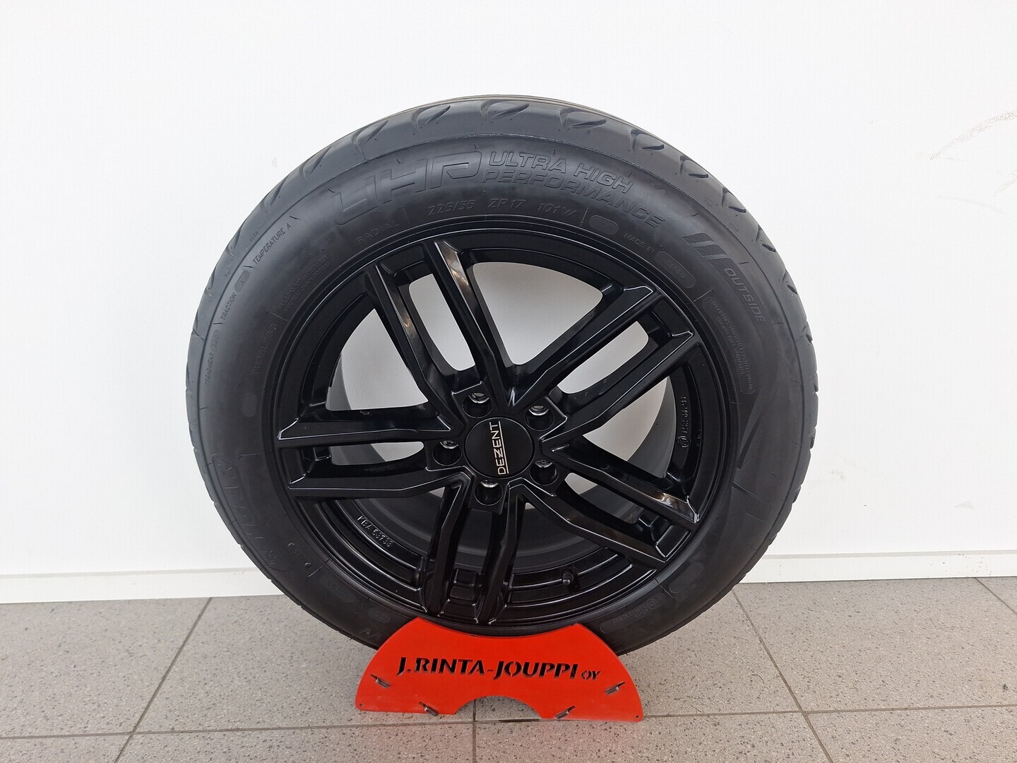 MERCEDES-BENZ E 2017