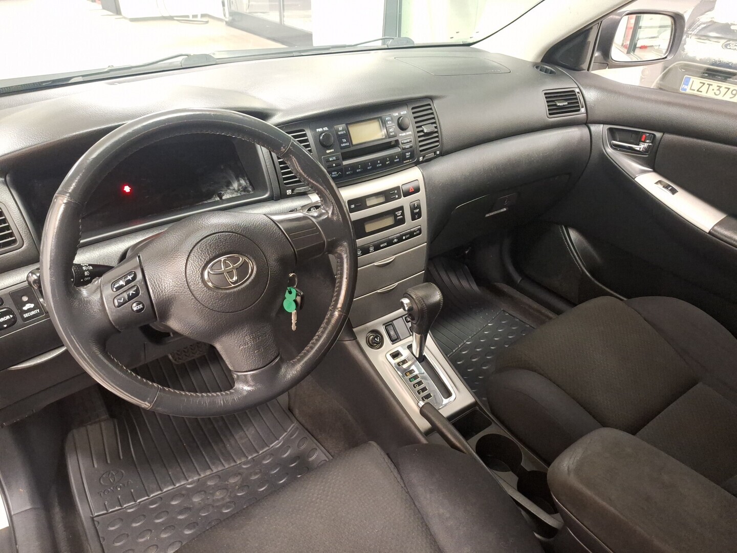 TOYOTA Corolla 2005