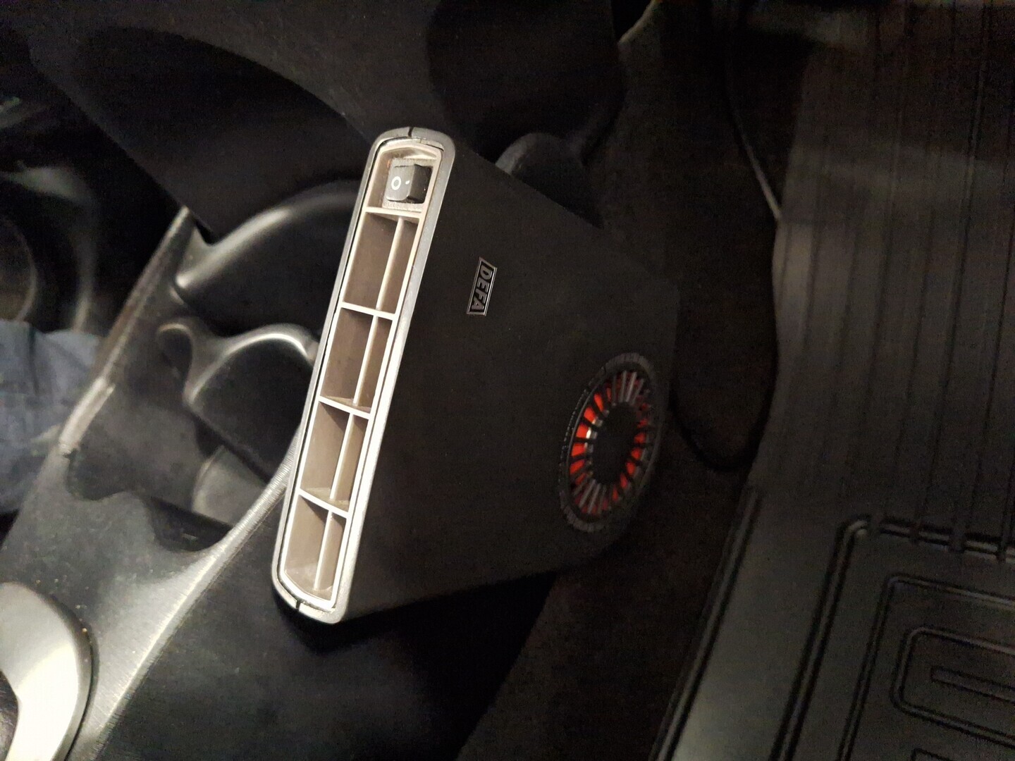TOYOTA Yaris 2012