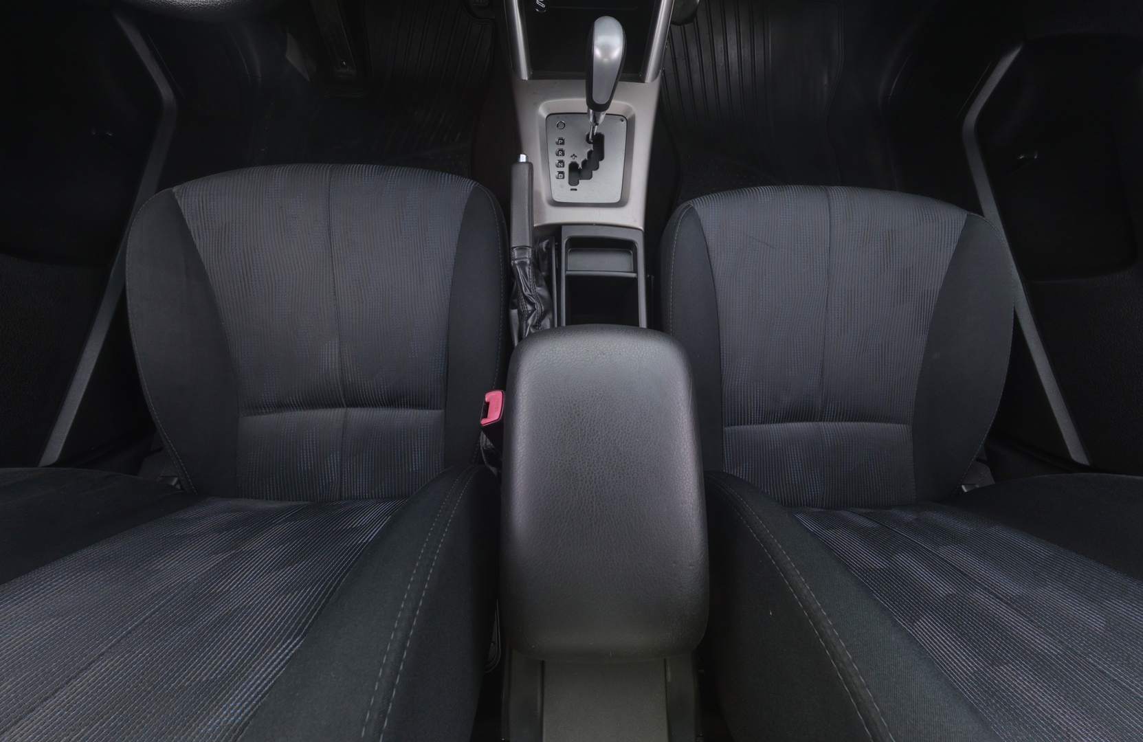 SUBARU Forester 2010