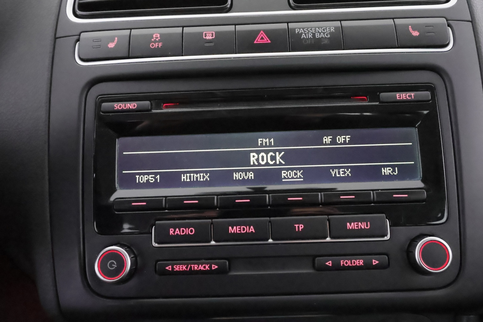 VOLKSWAGEN Polo 2013