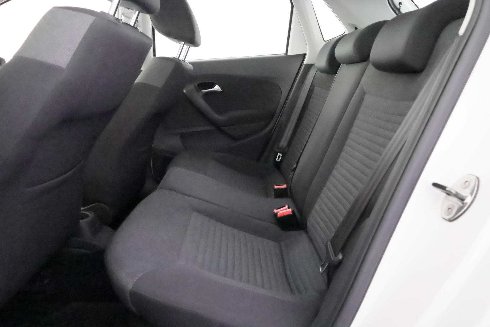 VOLKSWAGEN Polo 2013