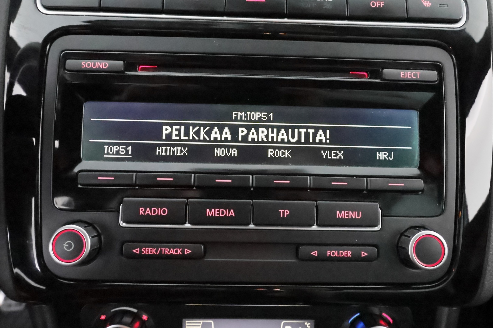 VOLKSWAGEN Polo 2014