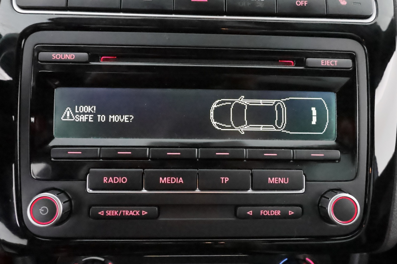 VOLKSWAGEN Polo 2014