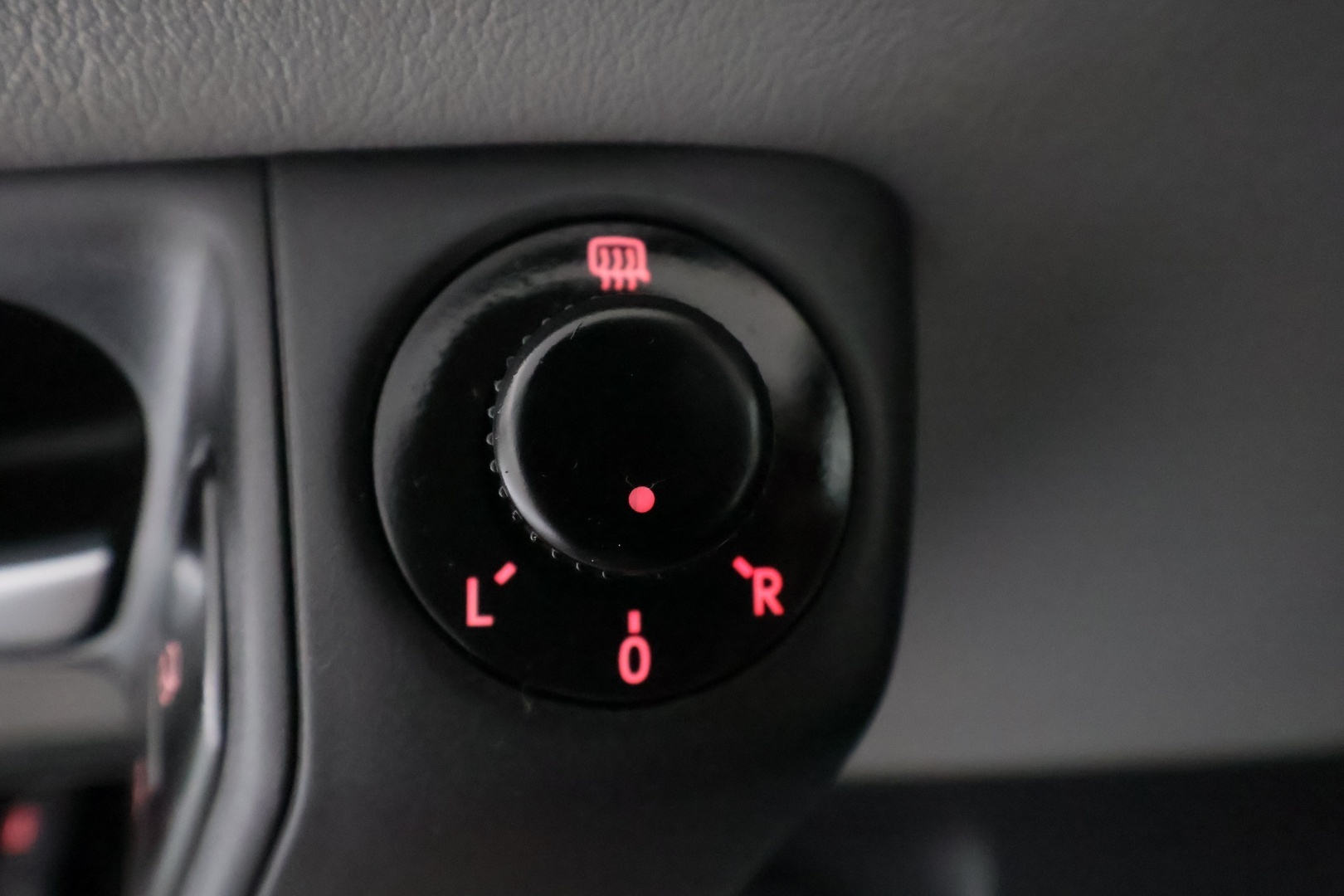 VOLKSWAGEN Polo 2014