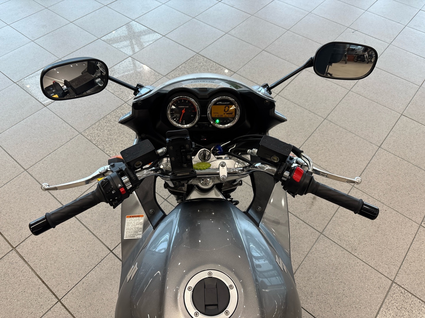 SUZUKI GSF 2008