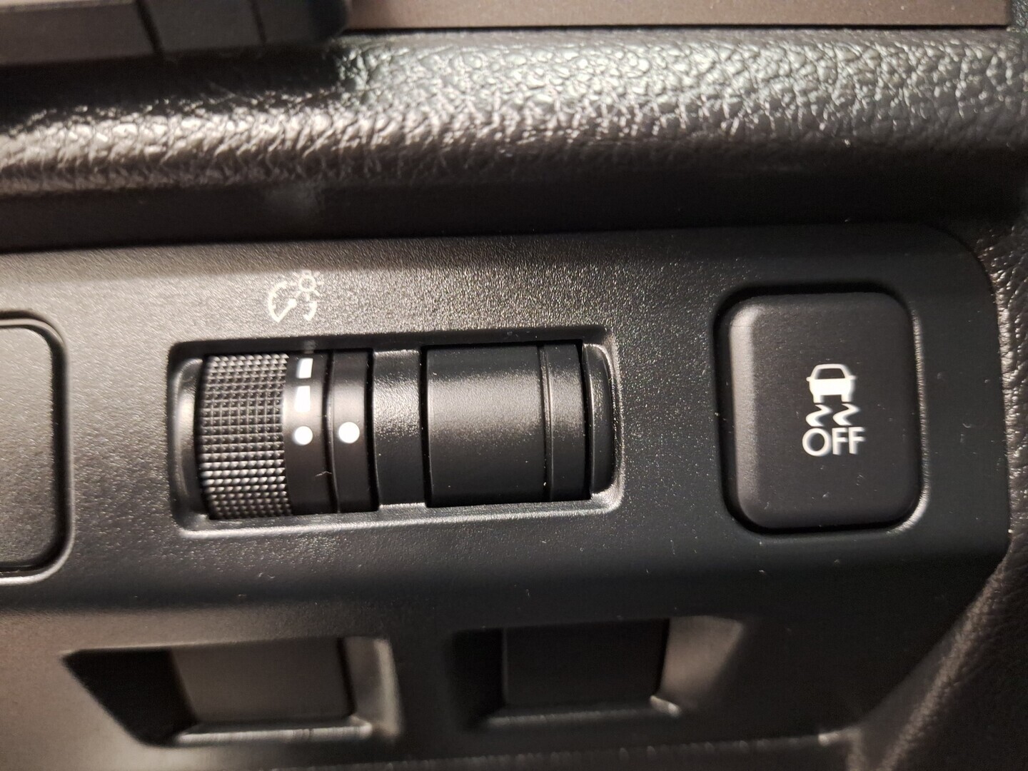 SUBARU Forester 2015