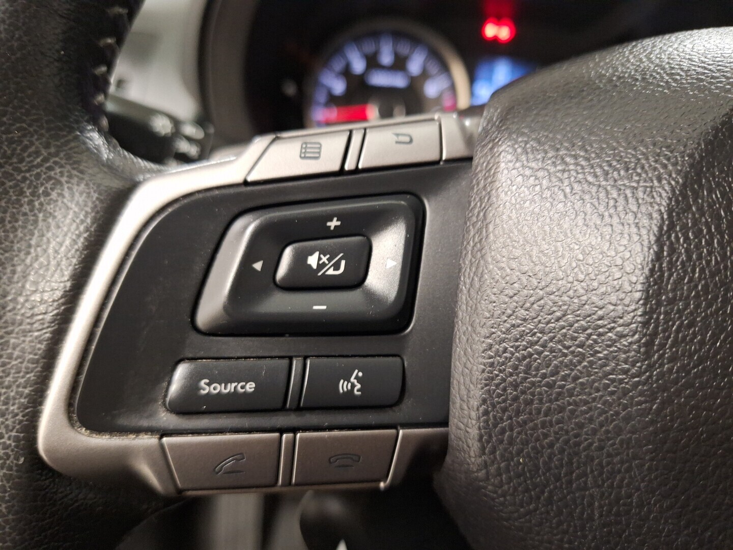 SUBARU Forester 2015