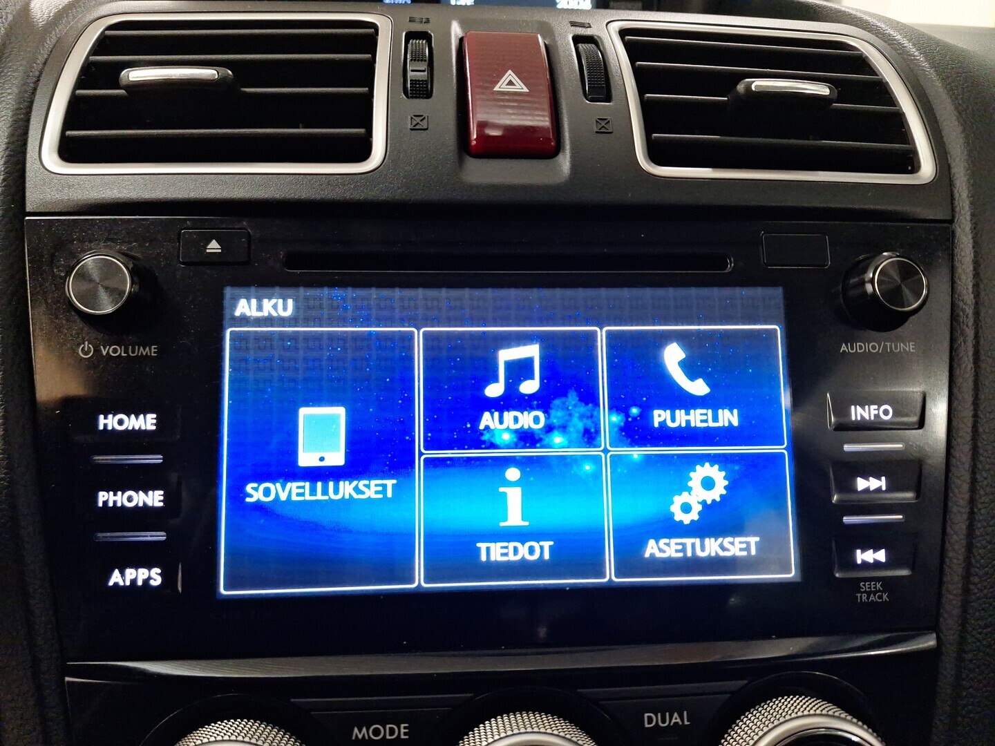 SUBARU Forester 2015