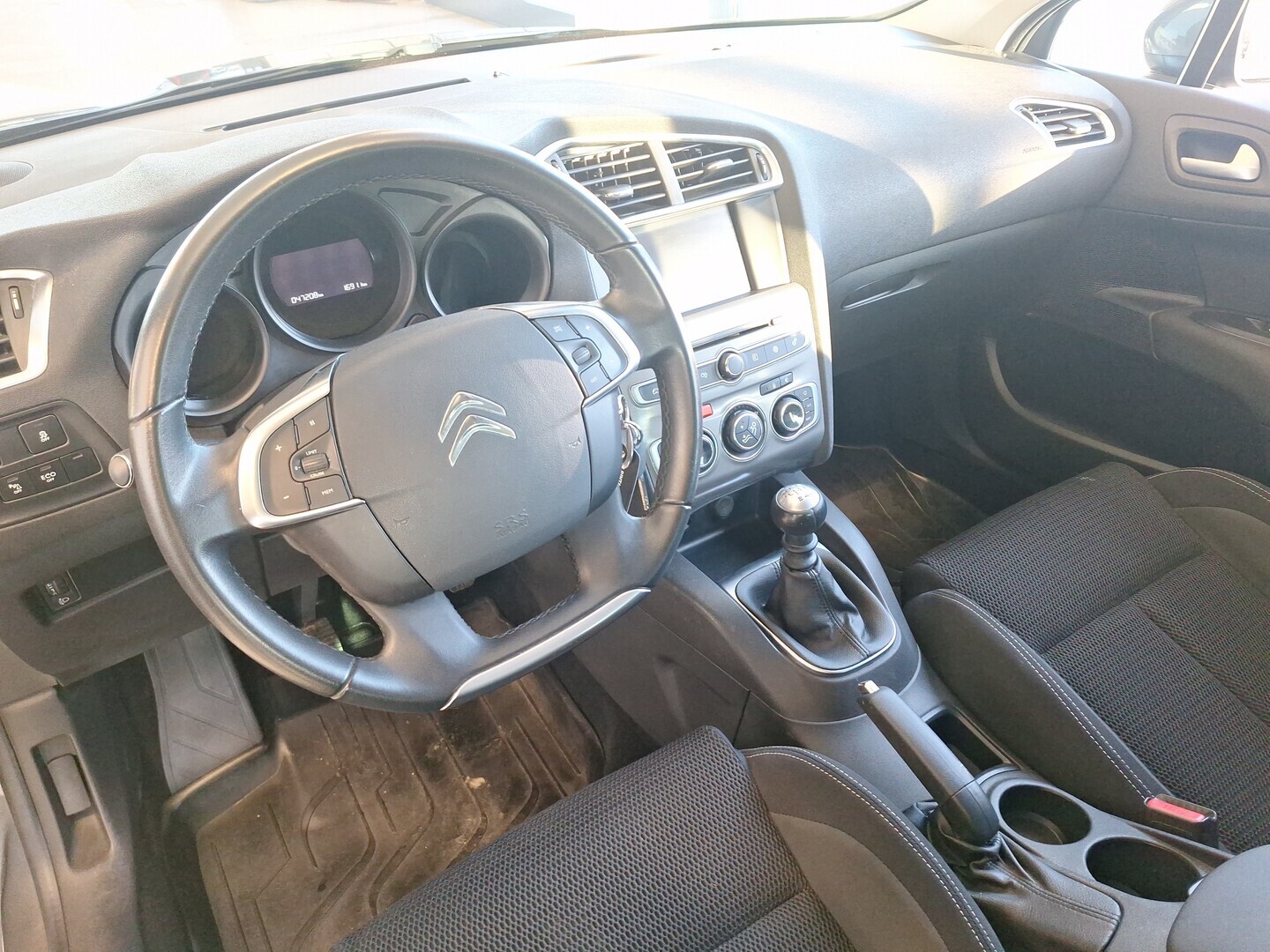 CITROEN C4 2016