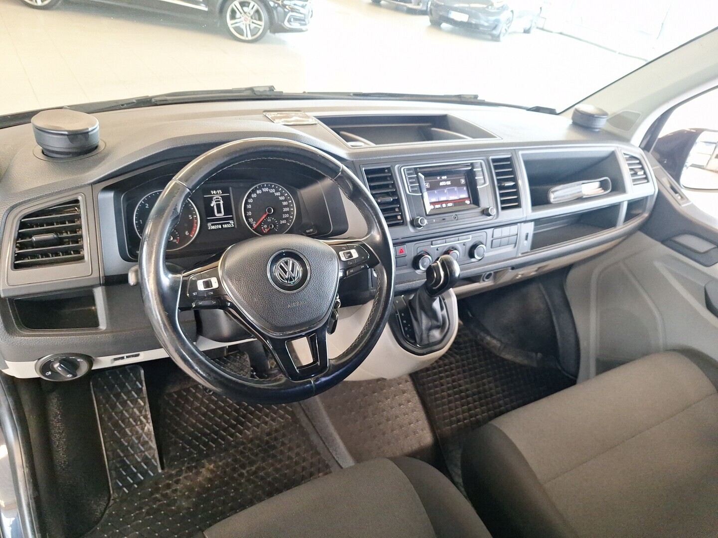VOLKSWAGEN Transporter 2018