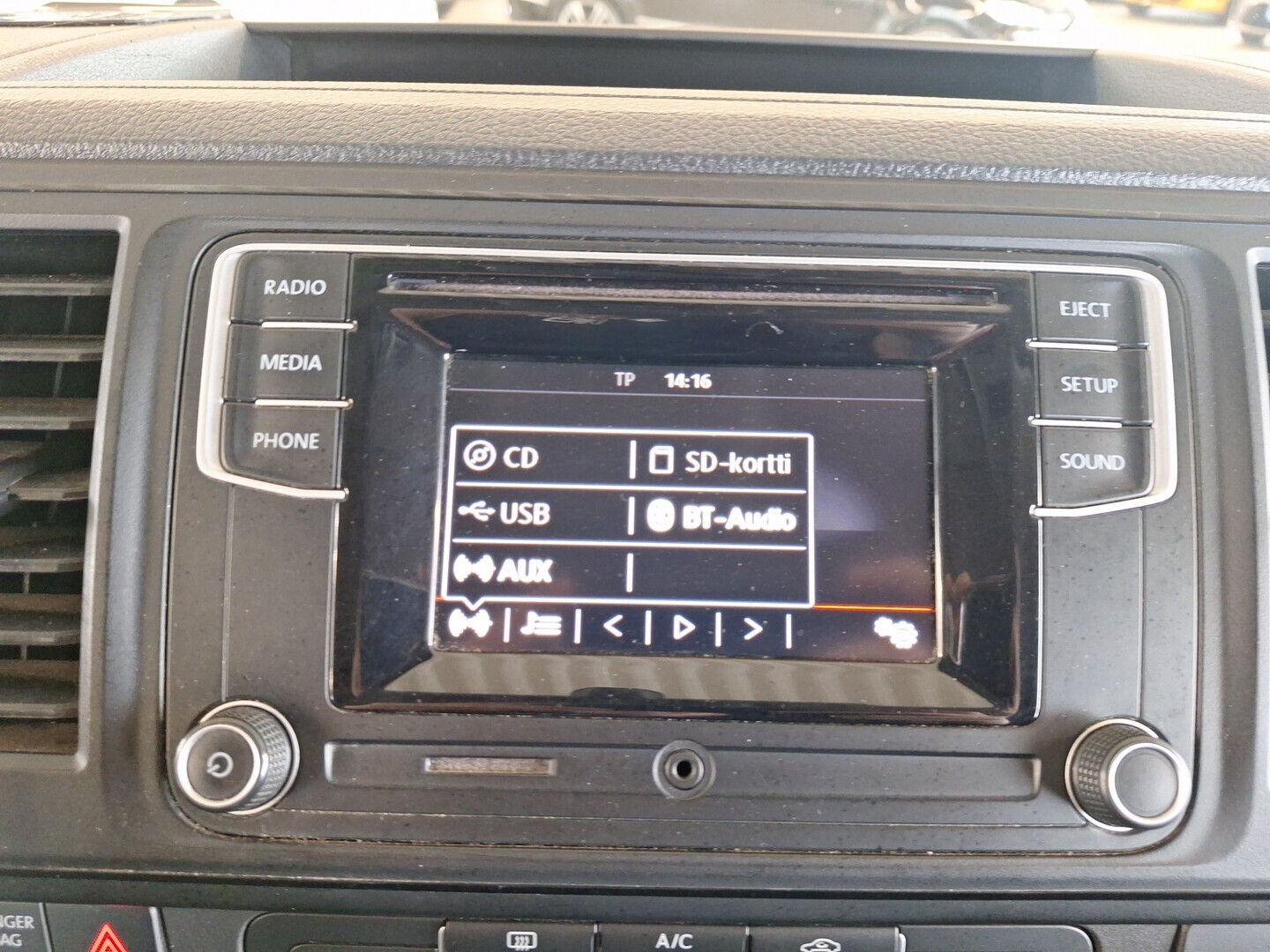 VOLKSWAGEN Transporter 2018