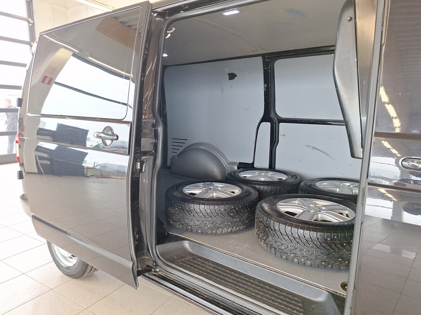 VOLKSWAGEN Transporter 2018