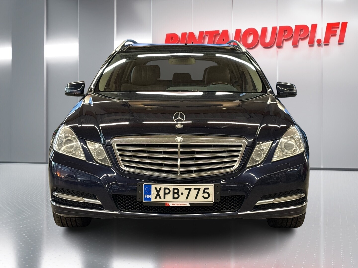MERCEDES-BENZ E 2012